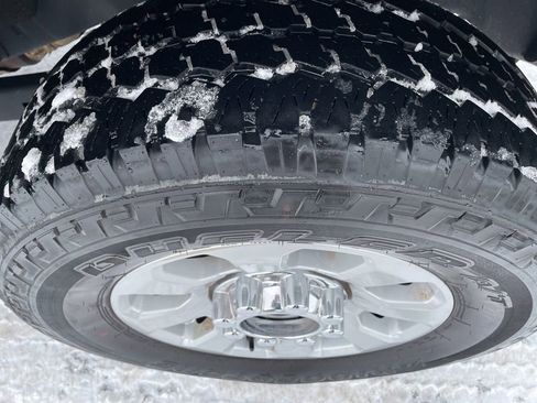 Used 2023 Ford F250 XLT image 30