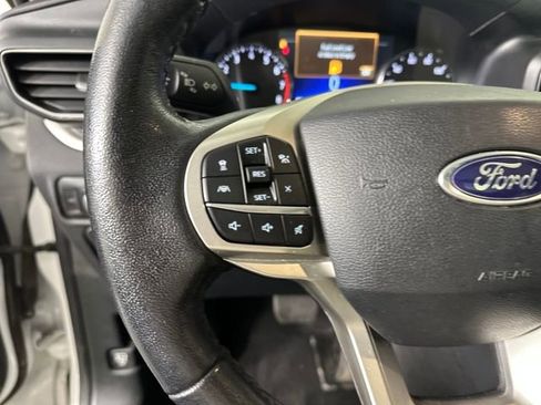 Used 2021 Ford Explorer XLT w/ Equipment Group 202A image 15