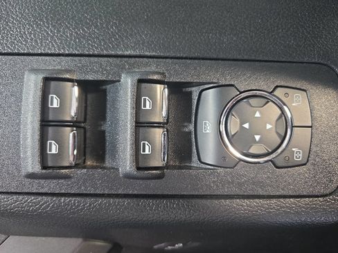 Used 2020 Ford F150 XLT w/ Equipment Group 302A Luxury AWD/4WD image 32