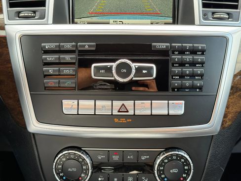 Used 2015 Mercedes-Benz ML 350 ML350 4MATIC w/ Premium 1 Package image 60