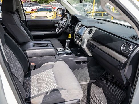 Used 2021 Toyota Tundra SR5 RWD image 18