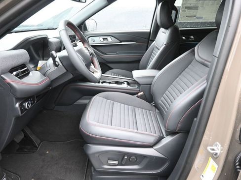 New 2026 Ford Explorer ST-Line w/ ST-Line Street Pack image 21