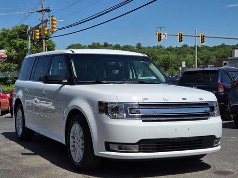 Used 2019 Ford Flex SEL w/ Equipment Group 202A AWD/4WD image 7
