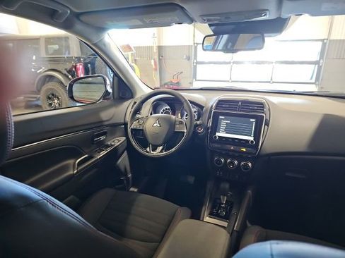 New 2025 Mitsubishi Outlander Sport SE image 22