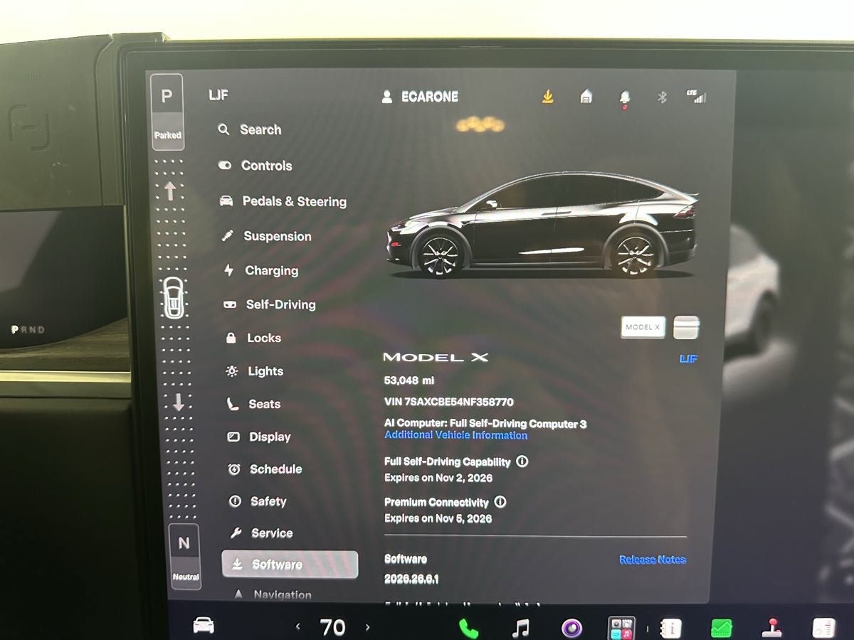 Used 2022 Tesla Model X AWD/4WD image 30