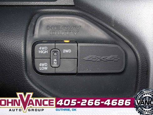 Used 2024 RAM 3500 Big Horn image 37