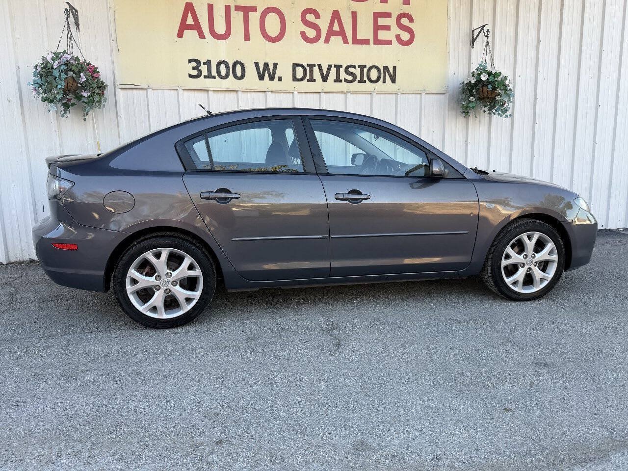 Used 2008 MAZDA MAZDA3 i Touring Value FWD image 4