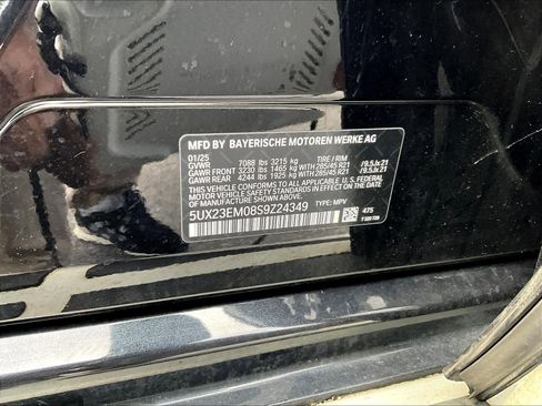 Used 2025 BMW X7 xDrive40i image 37