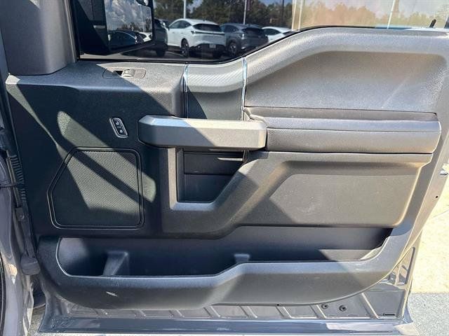 Used 2018 Ford F150 XLT w/ Equipment Group 302A Luxury AWD/4WD image 13