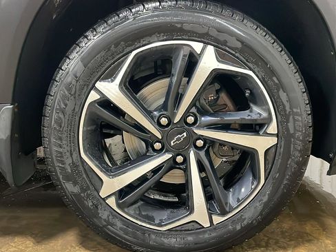 Used 2021 Chevrolet TrailBlazer RS w/ Convenience Package image 4