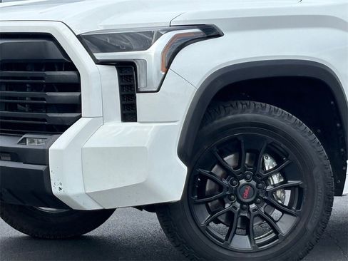 Used 2022 Toyota Tundra SR5 image 3