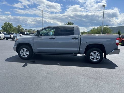 Used 2021 Toyota Tundra SR5 AWD/4WD image 4