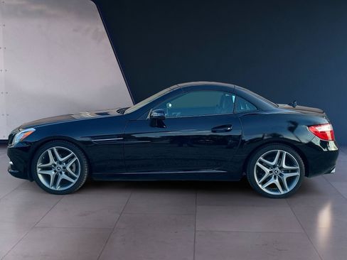 Used 2013 Mercedes-Benz SLK 250 image 23