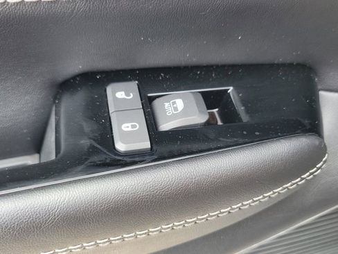 New 2025 Jeep Wagoneer Series II image 13