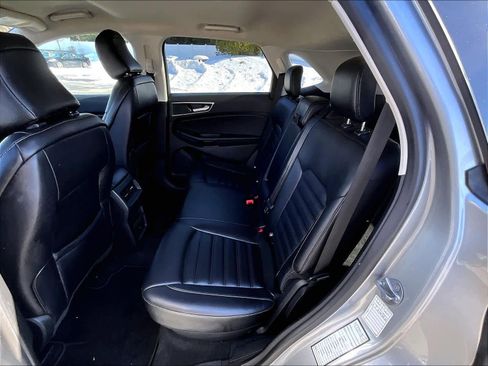 Used 2024 Ford Edge SEL image 15