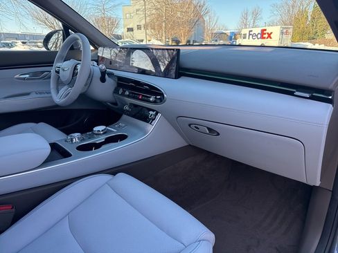 New 2026 Genesis GV70 2.5T Advanced image 32