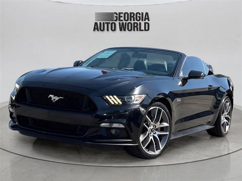 Used 2015 Ford Mustang GT Premium w/ Equipment Group 401A RWD image 4