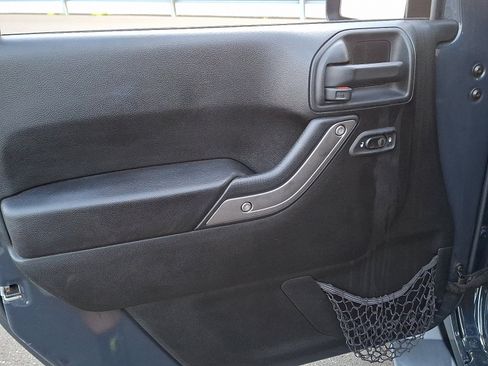 Used 2017 Jeep Wrangler Unlimited Sport w/ Quick Order Package 24S image 12