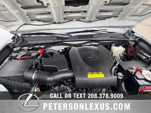 Used 2017 Toyota Tacoma TRD Pro AWD/4WD image 9