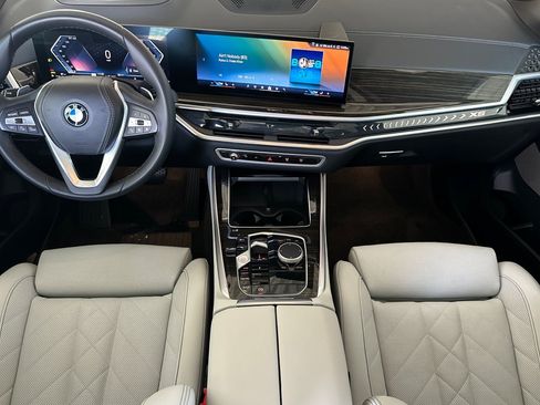 Used 2024 BMW X5 sDrive40i w/ Premium Package RWD image 12