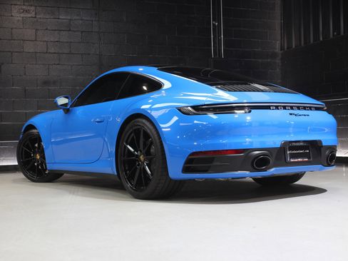 Used 2022 Porsche 911 Carrera image 14