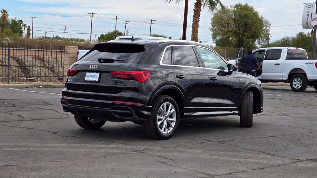Used 2024 Audi Q3 2.0T Premium AWD/4WD image 4