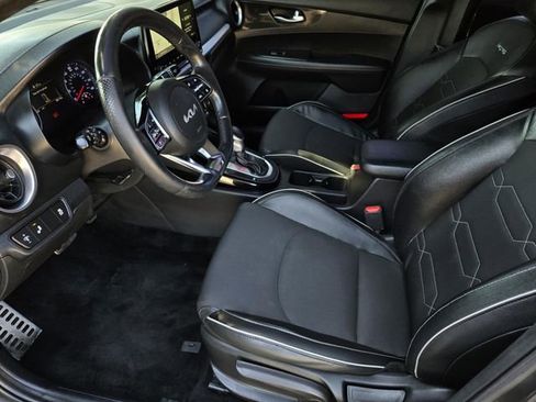 Certified 2022 Kia Forte GT-Line w/ GT-Line Technology Package FWD image 18