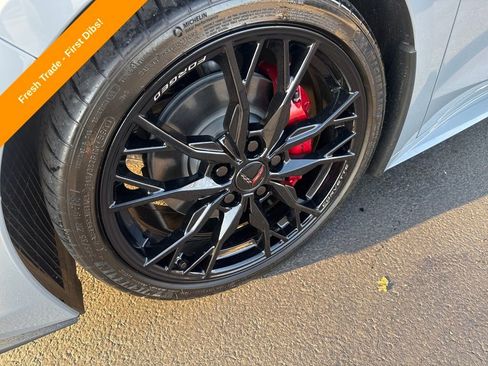 Used 2025 Chevrolet Corvette Stingray Coupe w/ 1LT image 25