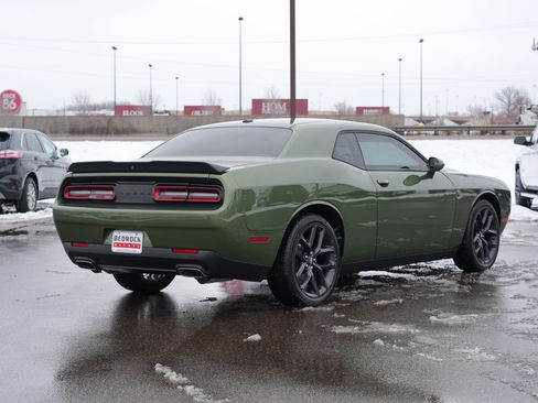 Used 2020 Dodge Challenger SXT w/ Blacktop Package image 3