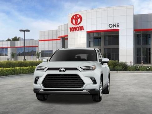 New 2026 Toyota Grand Highlander Limited image 19