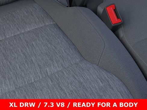 New 2025 Ford F350 XL w/ XL Chrome Package image 16