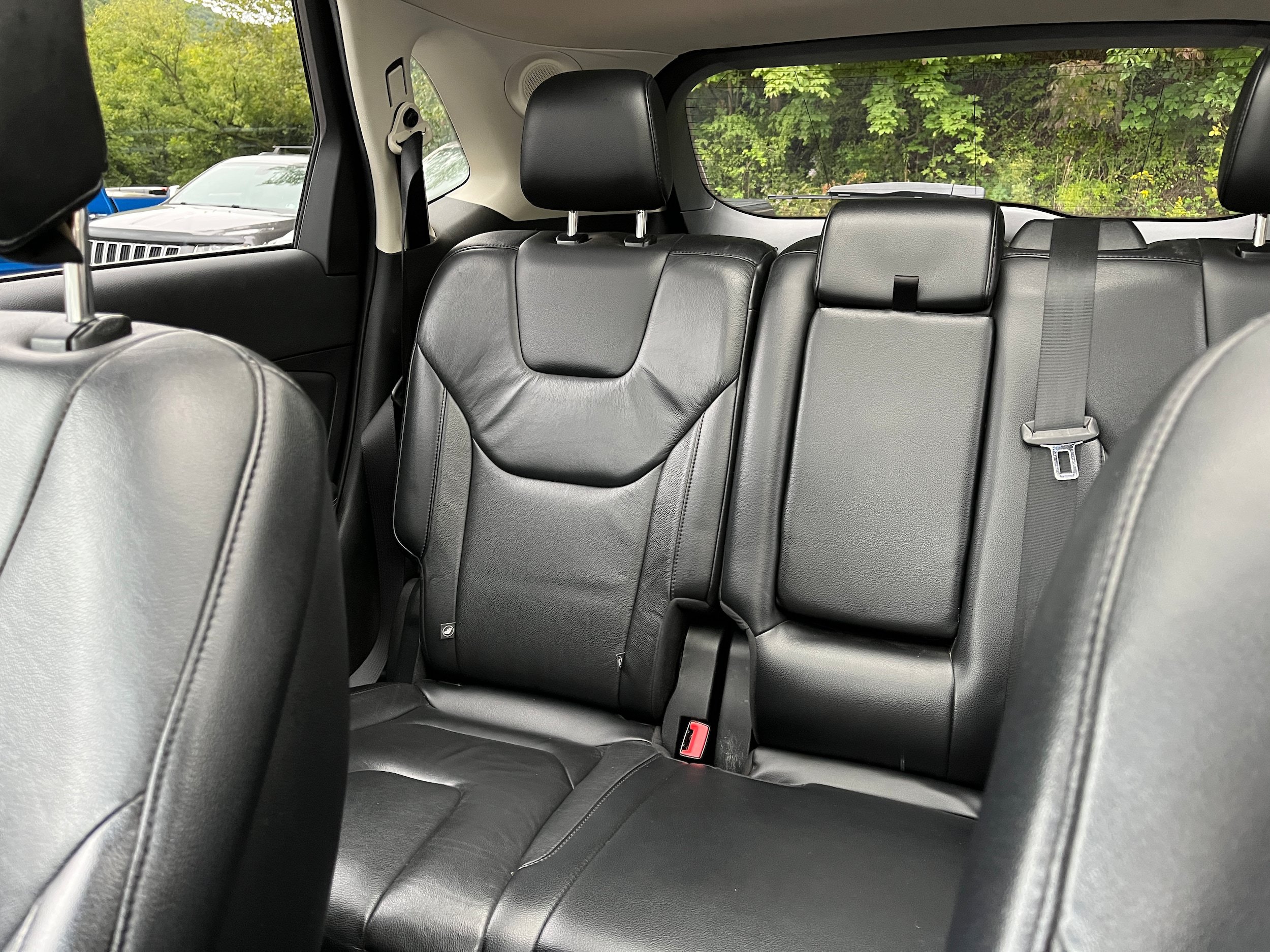 Used 2019 Ford Edge Titanium w/ Cold Weather Package AWD/4WD image 19