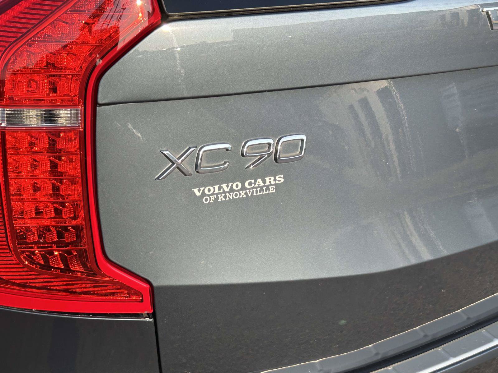 Used 2020 Volvo XC90 T6 Momentum w/ Protection Package Premier AWD/4WD image 15