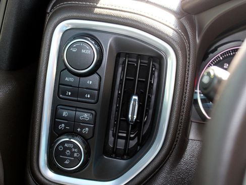 Used 2022 Chevrolet Silverado 3500 LTZ w/ LTZ Plus Package image 27