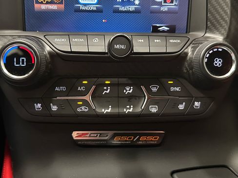 Used 2016 Chevrolet Corvette Z06 w/ 3LZ Preferred Equipment Group RWD image 25