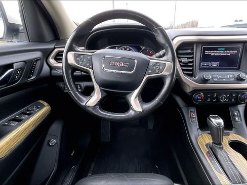 Used 2019 GMC Acadia Denali w/ Technology Package image 5