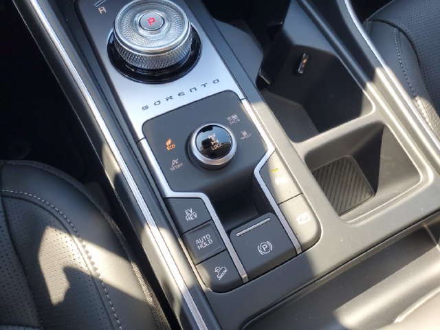 Used 2025 Kia Sorento EX AWD/4WD image 27