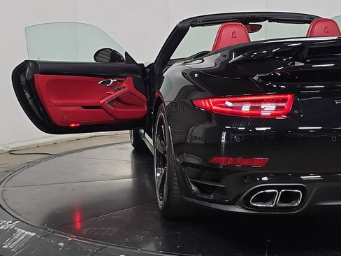 Used 2015 Porsche 911 Turbo AWD/4WD image 31