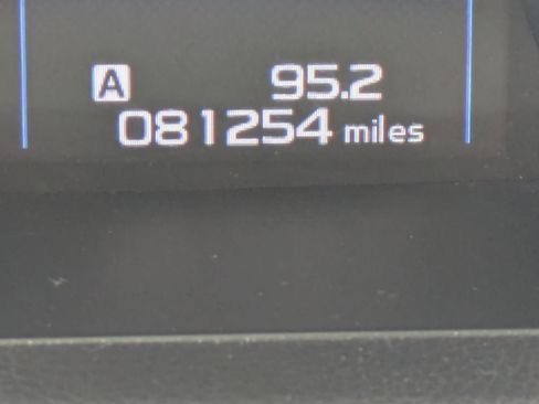 Used 2018 Subaru Outback 3.6R Limited w/ 50th Anniversary Edition image 27