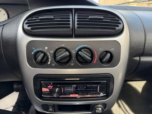 Used 2005 Dodge Neon SXT w/ Sport Appearance Group image 24