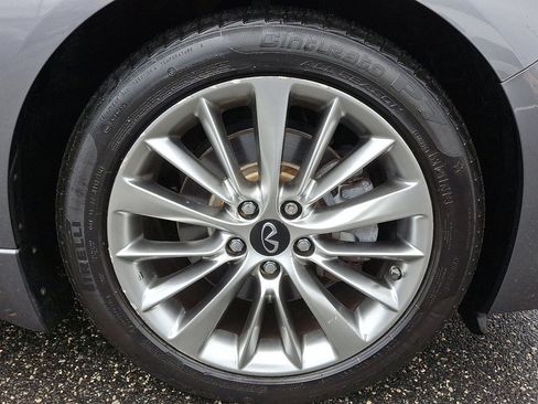 Used 2019 INFINITI Q50 Luxe w/ Essential Package (3.0T Luxe) image 9