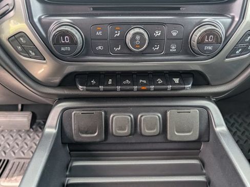 Used 2019 Chevrolet Silverado 2500 LTZ w/ Duramax Plus Package AWD/4WD image 17