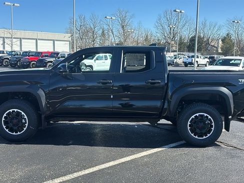 New 2026 Toyota Tacoma TRD Off-Road AWD/4WD image 4