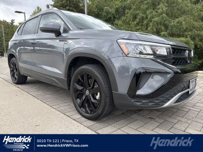 Certified 2023 Volkswagen Taos SE w/ Panoramic Sunroof Package