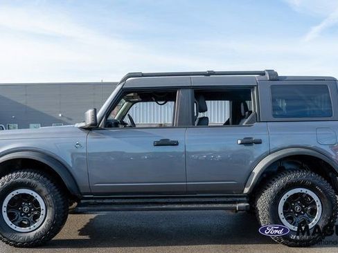 Used 2023 Ford Bronco Black Diamond w/ Sasquatch Package AWD/4WD image 9