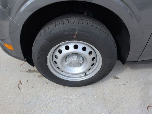 New 2025 Ford Maverick XL w/ Equipment Group 102A image 15