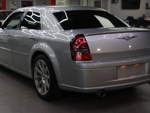Used 2006 Chrysler 300 SRT8 w/ SRT Option Group II image 6