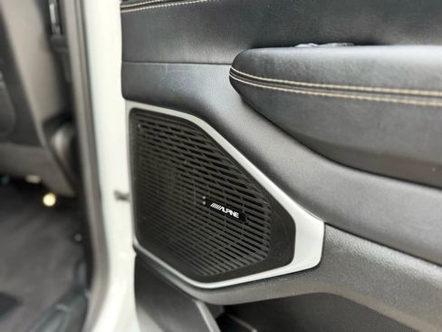 Used 2022 Jeep Wagoneer Series II image 35