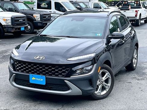 Used 2023 Hyundai Kona SEL w/ Cargo Package AWD/4WD image 3