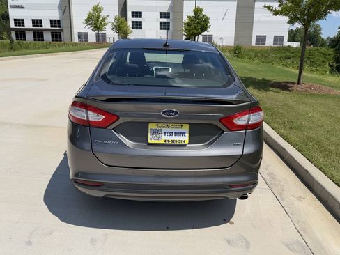 Used 2014 Ford Fusion SE w/ Equipment Group 201A FWD image 6